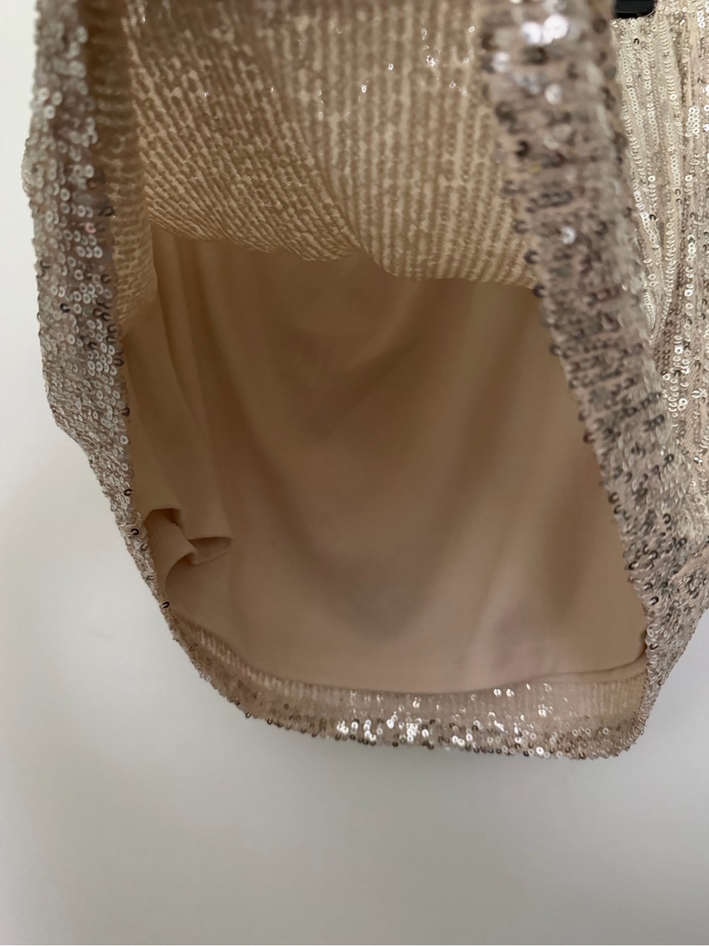 Love on a hanger sequin gold pull on mini skirt - Picture 4 of 5